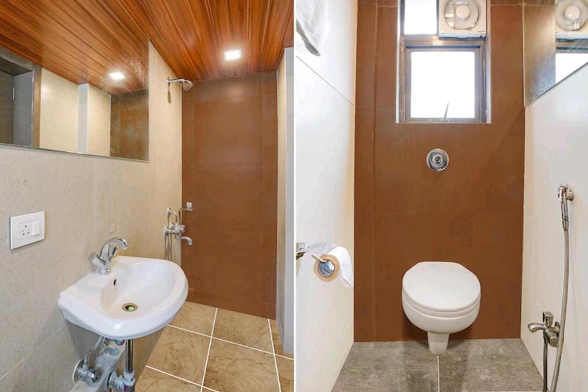 Hotel Gargi Deluxe Пюн Екстериор снимка